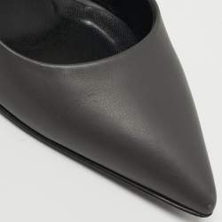 مملوكة مسبقًا Fendi Size 36.5 Dark Grey Leather Pointed Toe Pumps