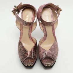 Pre Owned صندل بلاتفورم جلد ثعبان وردي مقاس 36 من فندي فندستا