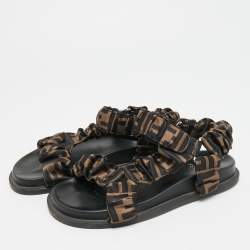 Pre Owned صندل فندي فيل حزام للكاحل ساتان زوكا بني/أسود مسطح مقاس 36