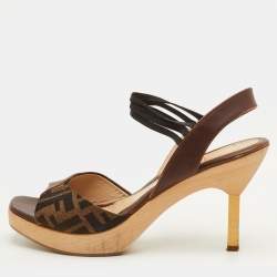 مملوكة مسبقًا Fendi Size 40 Brown Zucca Canvas and Leather Ankle Strap Sandals