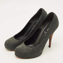 مملوكة مسبقًا Fendi Fendista Size 40 Grey Python Embossed Leather Platform Pumps
