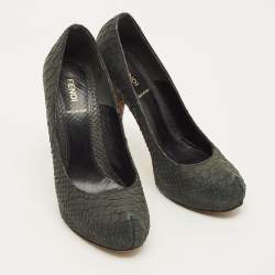 مملوكة مسبقًا Fendi Fendista Size 40 Grey Python Embossed Leather Platform Pumps