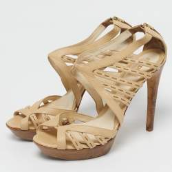مملوكة مسبقًا Fendi Size 40 Beige Leather Strappy Sandals