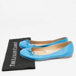 Pre Owned حذاء باليرينا فلات فندي بفيو́نكة جلد أزرق مقاس 38.5