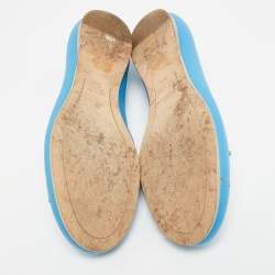 Pre Owned حذاء باليرينا فلات فندي بفيو́نكة جلد أزرق مقاس 38.5