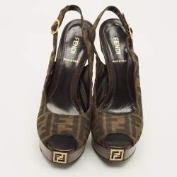 Pre Owned حذاء كعب عالي فنـدي فنـديستـا كانفاس بني بمقدمة مفتوحة وسير خلفي مقاس 39