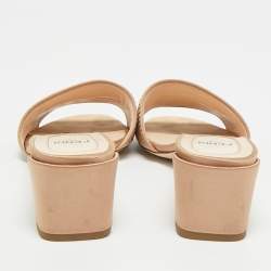 Pre Owned صندل فندي كعب عريض ستان بيج مطرز بشعار مقاس 37.5