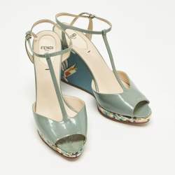 مملوكة مسبقًا Fendi Size 39 Blue Patent Leather Ankle Strap Wedge Sandals
