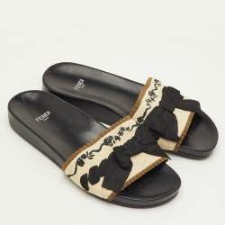 Pre Owned Fendi Size 37 Beige/Black Knit Fabric Bow-Tie Flat Slide Sandals
