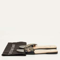 مملوكة مسبقًا صندل فندي مسطح مرصع منقوش جلد أسود وجلد مدموغ بايثون مقاس 38