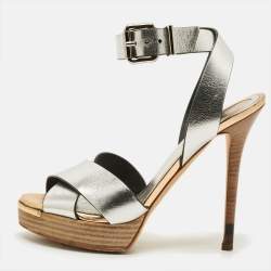 مملوكة مسبقًا Fendi Roman Size 36.5 Silver Leather Crisscrss  Ankle Strap Sandals