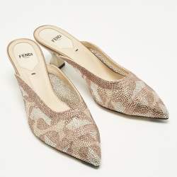 مملوكة مسبقًا حذاء مولز فندي  كوليبيري شبك وردي مرصع كريستال مقدمة مدببة مقاس 37