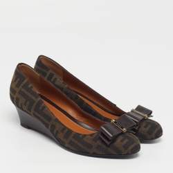 مملوكة مسبقًا حذاء كعب عالى فندي  كعب روكي جلد وكانفاس زوكا  بني مقاس 38.5