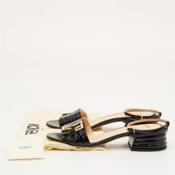 Pre Owned صندل سير كاحل فنـدي بروميناد جلد بارز مطبوع أسود مقاس 40