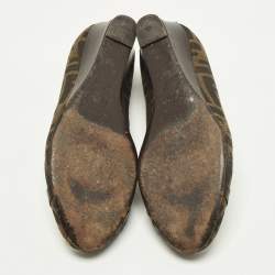 Pre Owned Fendi Zucca Size 37 Brown Canvas and Leather Wedge Pumps