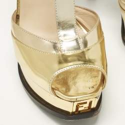 Pre Owned صندل فندي ذهبي/أسود جلد ومحبب بحزام للكاحل حجم 36