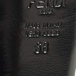 Pre Owned صندل فندي ذهبي/أسود جلد ومحبب بحزام للكاحل حجم 36