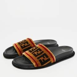Pre Owned Fendi Size 39 Brown FF Velvet Flat Slide