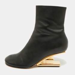 Pre Owned Fendi Fendi first Size 40 Black Leather Ankle Length Boots