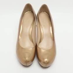 مملوكة مسبقًا Fendi Size 41 Gold Patent Leather FF Heel Platform Pumps
