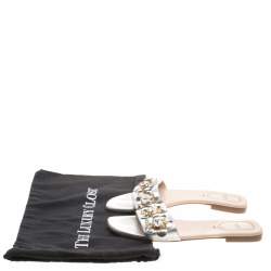 Pre Owned Fendi Metallic Silver Leather Flowerland Flat Slides 38.5