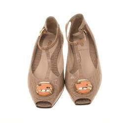 Pre Owned Fendi Beige Croc Embossed Leather Embellished T-Strap Flats Size 36