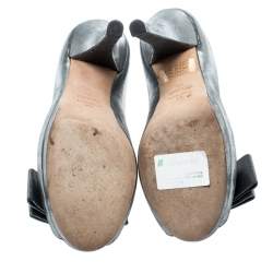 Pre Owned Fendi Grey Shimmering Suede Deco Bow Peep Toe Platform Pumps Size 36
