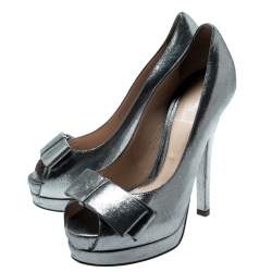 Pre Owned Fendi Grey Shimmering Suede Deco Bow Peep Toe Platform Pumps Size 36