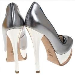Pre Owned Fendi Metallic Silver Leather Fendista Peep Toe Platform Pumps Size 35