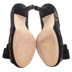 Pre Owned Fendi Black/Beige Lace, Mesh And Suede Bow Peep Toe Platform Pumps Size 38