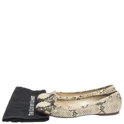 Pre Owned Fendi Beige/Black Python Leather Bow Detail Ballet Flats Size 41