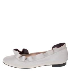 Pre Owned Fendi Beige Leather Ruffle Ballet Flats Size 40