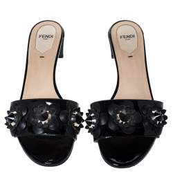Pre Owned Fendi Black Patent And Leather Flower Stud Slide Sandals Size 38
