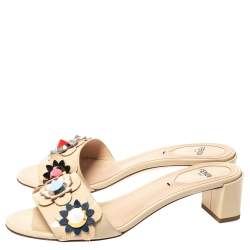 Fendi Beige Patent Leather Flowerland Embellished Block Heel Slides Size 36.5