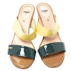 مملوكة مسبقًا صندل فندي جلد لامع متعدد الألوان كعب روكي مقاس 39.5