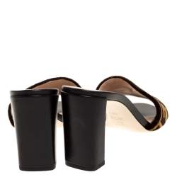 Pre Owned صندل سلايد فندى قطيفة زوكا بنى مقاس 35.5