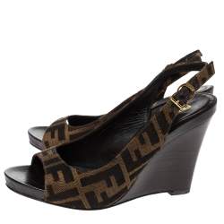 Pre Owned صندل فندي مقدمة مفتوحة و فتحة ك عب و كعب روكي كانفاس أف أف بني مقاس 36