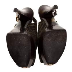 مملوكة مسبقًا Fendi Brown Zucca Canvas Platform Peep Toe Ankle Strap Sandals Size 39