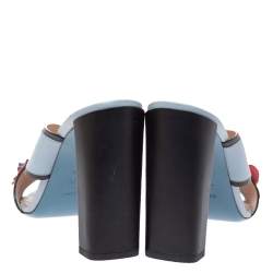 Pre Owned Fendi Grey Leather Flowerland Cross Strap Sandals Size 38.5