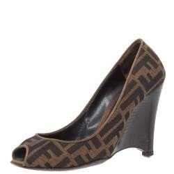 Pre Owned  Fendi Brown Zucca Canvas Peep Toe Wedge Pumps Size 38.5