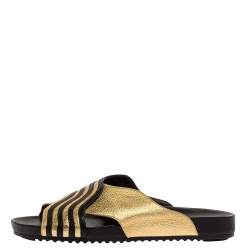 Pre Owned Fendi Gold Edition Black/Gold Leather Wave Pattern Flat Slides Size 39