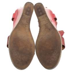 Pre Owned صندل إسبادريل فندي كعب روكي كاريواكا قماش مطاط وجلد لامع وردي مقاس 38