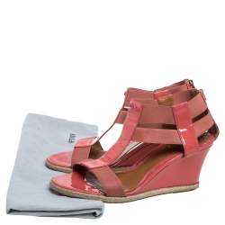 Pre Owned صندل إسبادريل فندي كعب روكي كاريواكا قماش مطاط وجلد لامع وردي مقاس 38