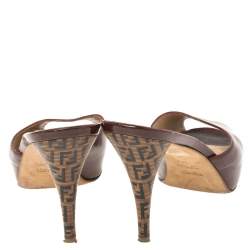 Pre Owned Fendi Burgundy Patent Leather and Zucca Heel Peep Toe Slide Sandals Size 37.5