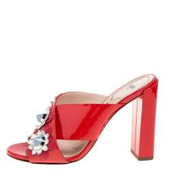 Pre Owned Fendi Red Patent Leather Embellished Floral Appliquéd Mules Size 36
