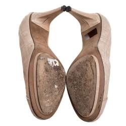Pre Owned Fendi Beige FF Engraved Leather Mirror Logo Embellished Pumps Size 39