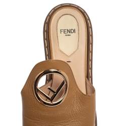 Pre Owned  Fendi Beige Leather Platform Slide Sandals Size 37