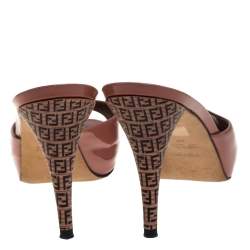 Pre Owned Fendi Blush Pink Patent Leather FF Superstar Peep Toe Slide Sandals Size 40