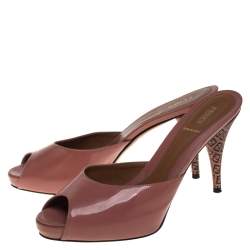 Pre Owned Fendi Blush Pink Patent Leather FF Superstar Peep Toe Slide Sandals Size 40