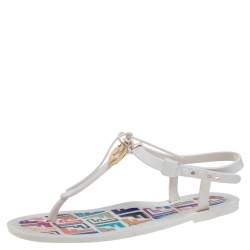 Pre Owned Fendi White Rubber Logo Charm Sunny Thong Flat Sandals Size 37